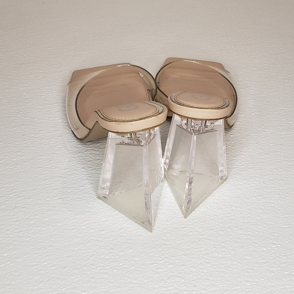 Gianni Bini NWOT Caylor Clear Square Toe Sandals - Picture 4 of 6